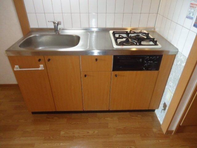 物件内観写真4　(グリル付き２口ガスコンロ)