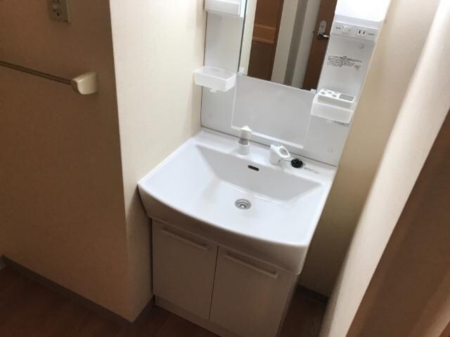 物件内観写真6　(洗面)