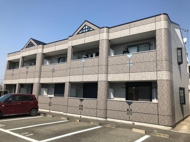 物件外観写真2　(外観写真（昼）)