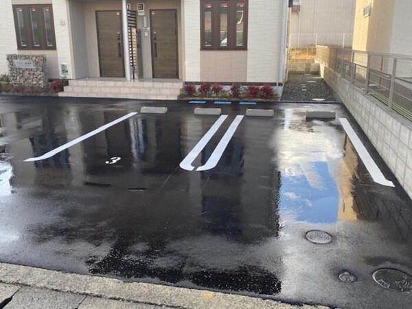 駐車場・駐輪場