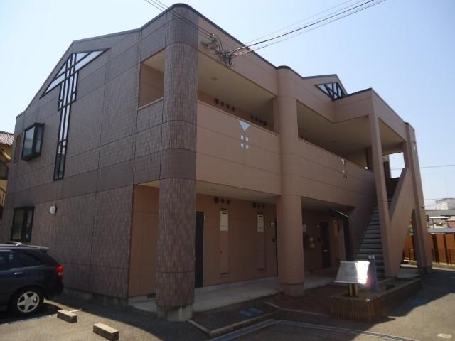 物件外観写真1　(外観写真（昼）)