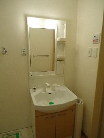 物件内観写真6　(洗髪洗面化粧台)