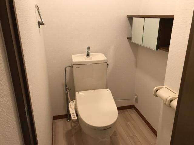 物件内観写真6　(トイレ)