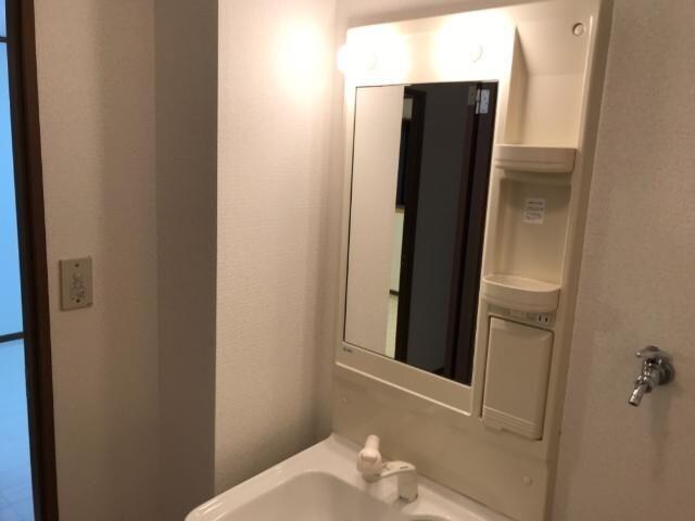 物件内観写真7　(洗面)