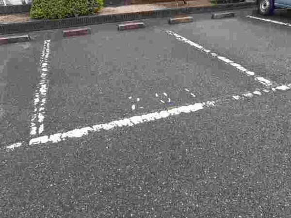 駐車場・駐輪場