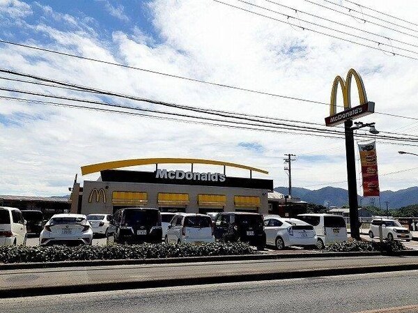 居室(マクドナルド洲本インター店まで1000m)