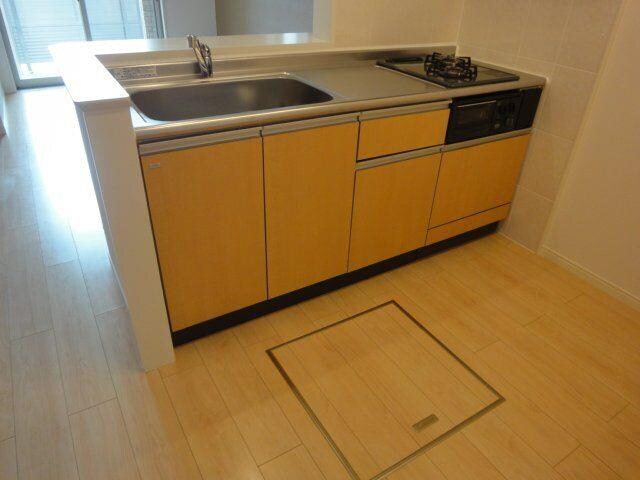 物件内観写真3　(システムキッチン（イメージ）)