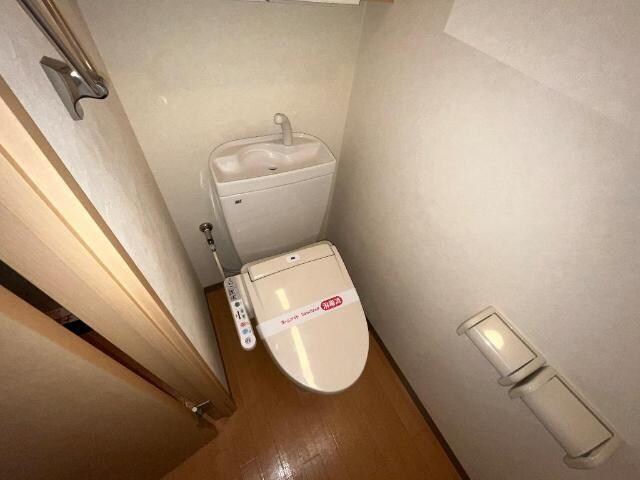 物件内観写真6　(トイレ)