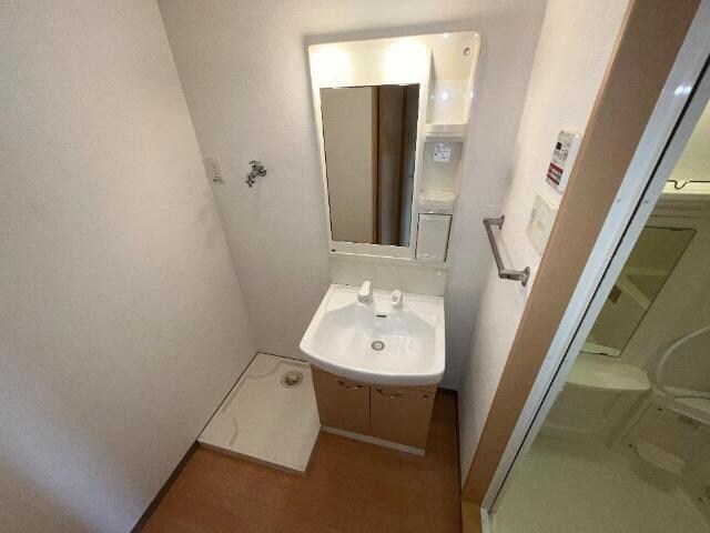 物件内観写真7　(洗面)