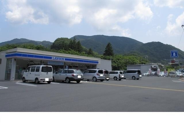 物件内観写真14　(ローソン神戸有野町唐櫃店様まで500m)