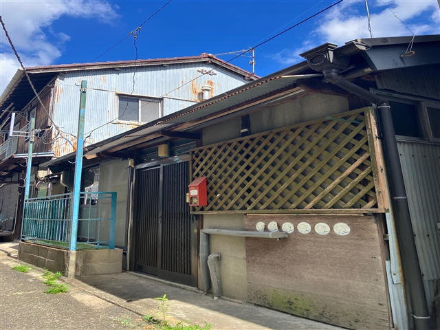 加古川市米田町平津貸家