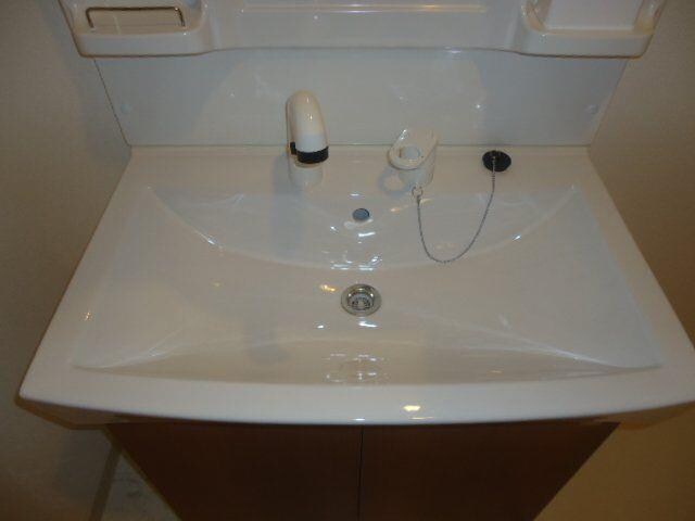 物件内観写真6　(洗髪洗面化粧台)