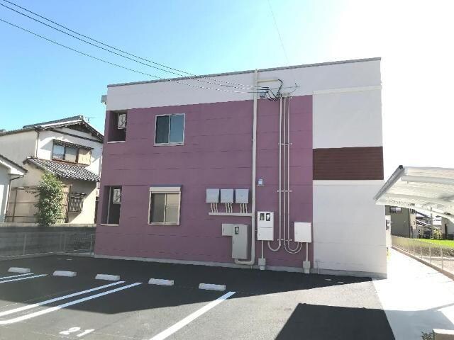 物件内観写真8　(外観写真（昼）)