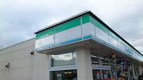 居室(ファミリーマート様まで700m)