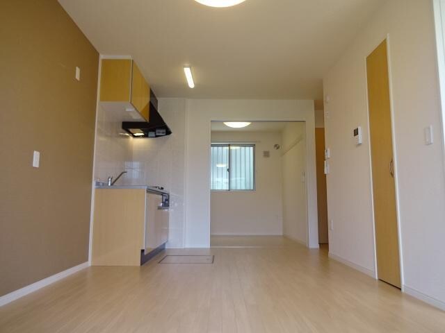 物件内観写真1　(リビング)