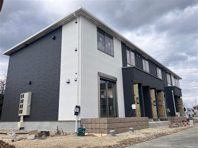 物件外観写真1　(完成予想図)