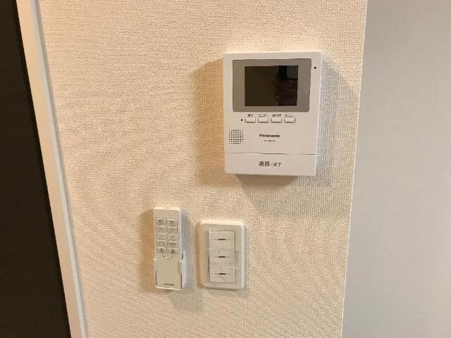 物件内観写真14　(カメラ付インターホン（イメージ）)
