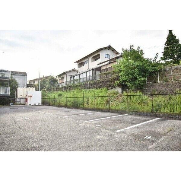 駐車場・駐輪場