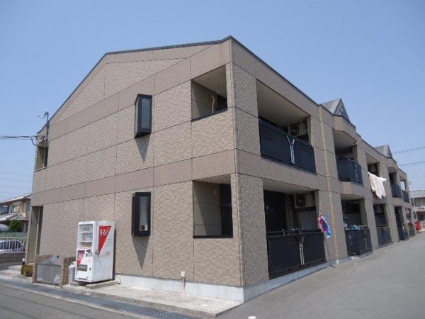 駐車場・駐輪場(外観写真（昼）)