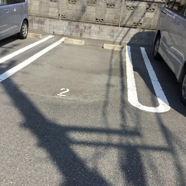 駐車場・駐輪場