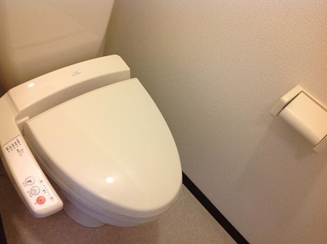 物件内観写真6　(温水洗浄付き)