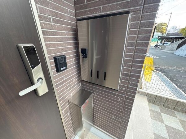 居室(宅配ボックス)
