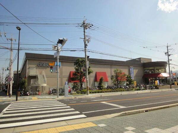 居室(ハニーズ宝塚中山ダイエー店まで18,462ｍ)
