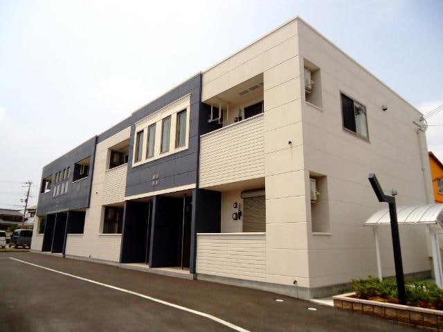 物件外観写真2　(外観写真（昼）)