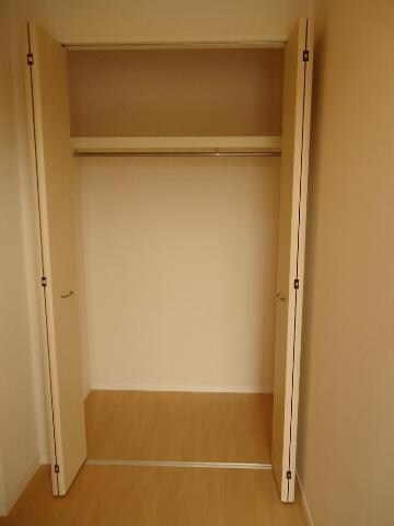物件内観写真8　(収納)