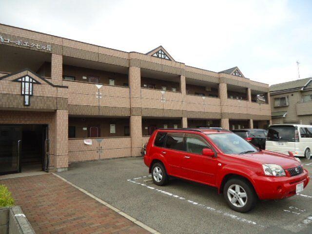 物件外観写真1　(外観写真（昼）)