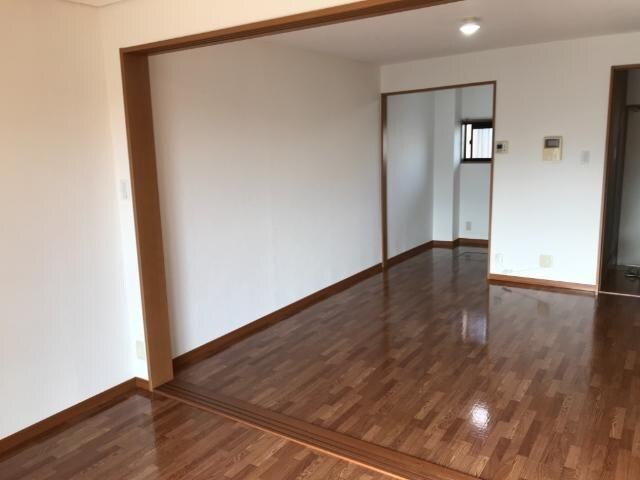 物件内観写真14　(リビング)