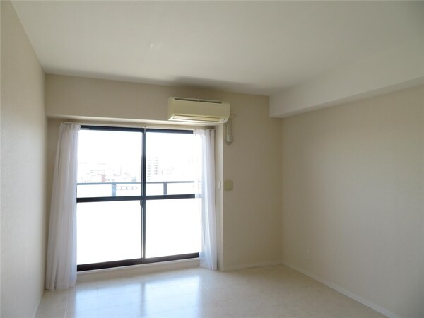 居室(※同物件別室同タイプのお部屋です)
