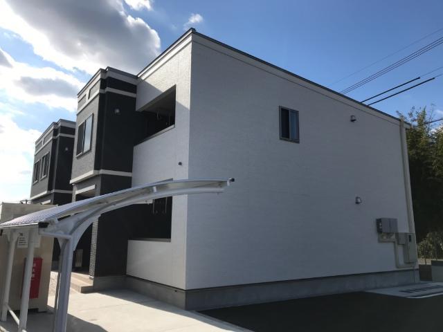 パインヴァリー参番館