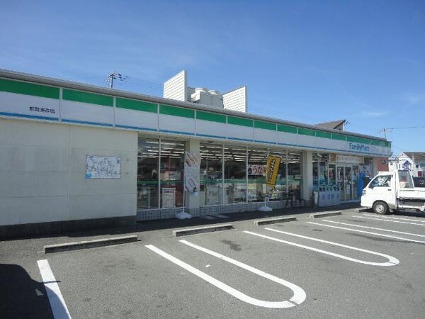 居室(ファミリーマート　姫路勝原店まで80ｍ)