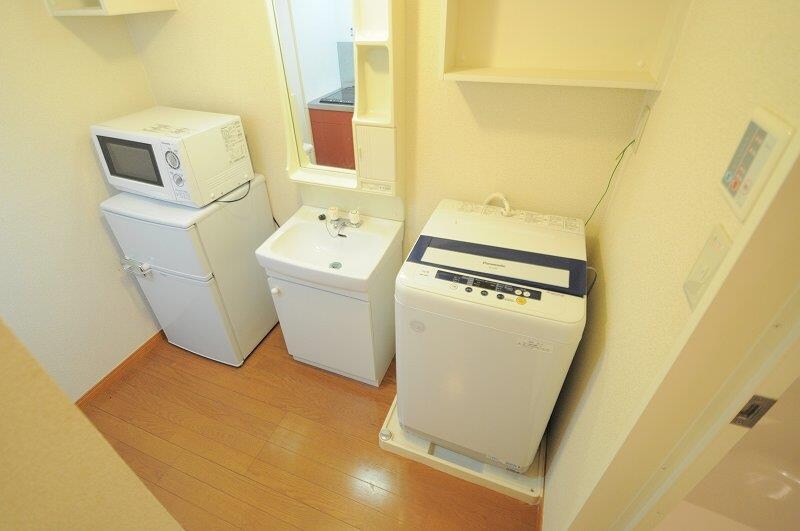 物件内観写真6　(洗面所（独立洗面台）)