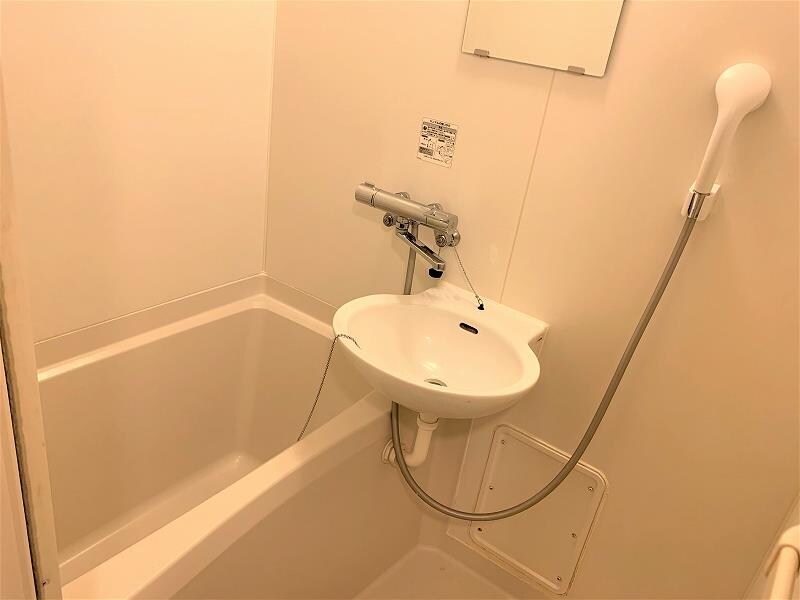 物件内観写真7　(お風呂。サーモスタット付き水栓。)