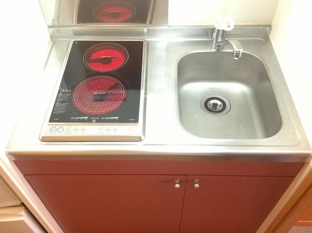 物件内観写真4　(２口電気コンロ)