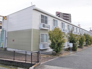 レオパレスエメラルド外観写真