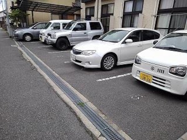 駐車場・駐輪場(敷地内)
