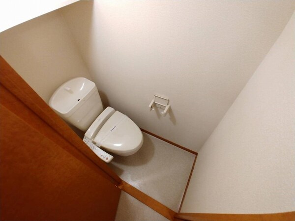 トイレ(温水洗浄付き)