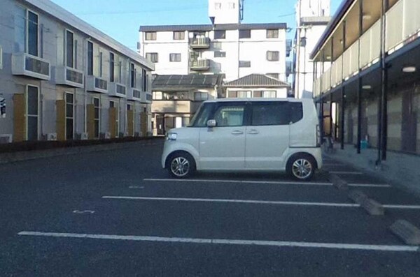 駐車場・駐輪場