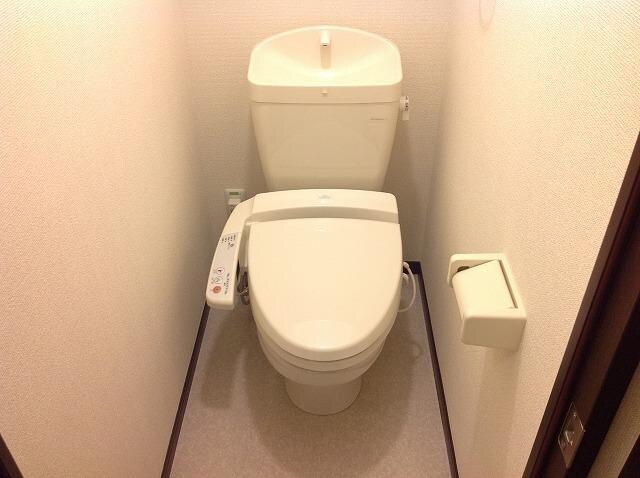 物件内観写真6　(温水洗浄付き)