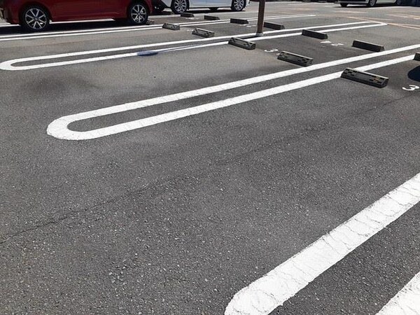 駐車場・駐輪場