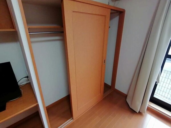 収納(クローゼットが付いております。)