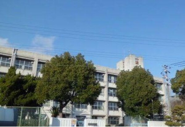 居室(江井ヶ島中学校まで65m)