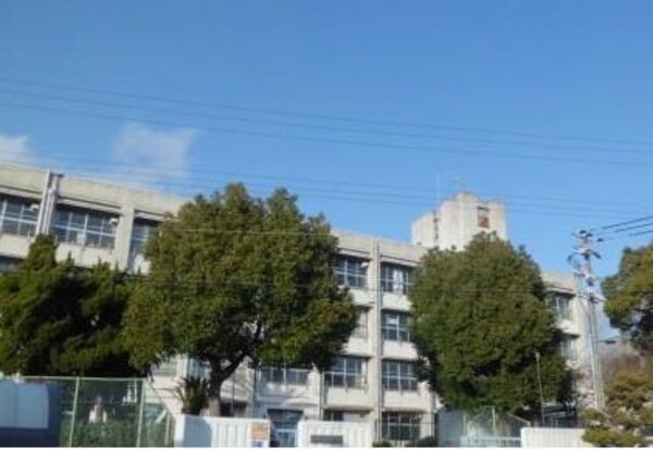 居室(江井ヶ島中学校まで65m)