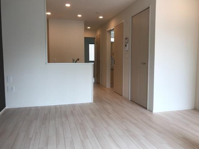 物件内観写真4　(リビング（イメージ）)