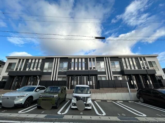 物件内観写真9　(外観写真（昼）)