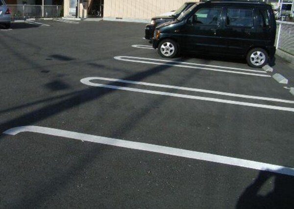 駐車場・駐輪場