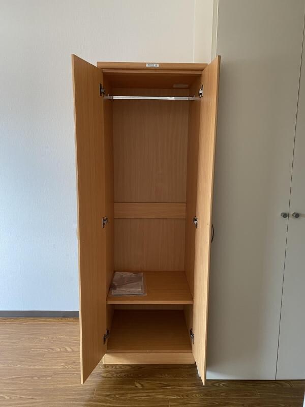 物件内観写真7　(嬉しい収納付き)